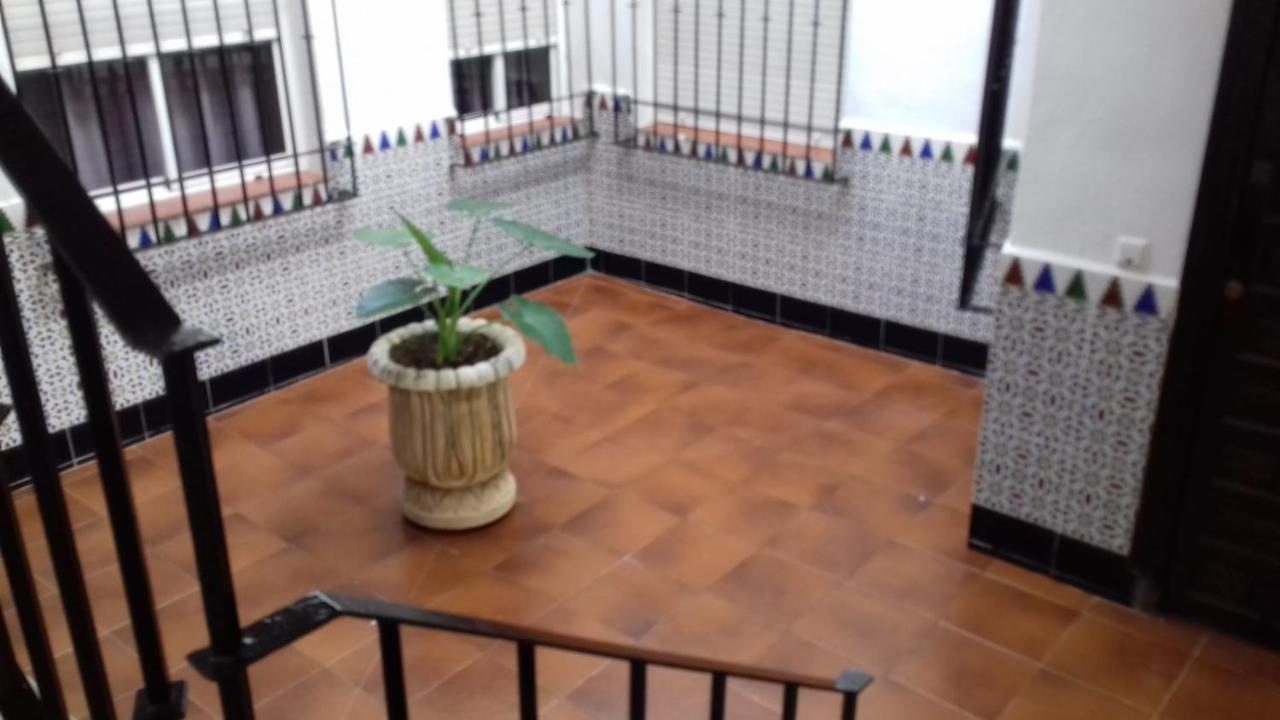 Апартаменты Patio Pompeyos Кордова Экстерьер фото
